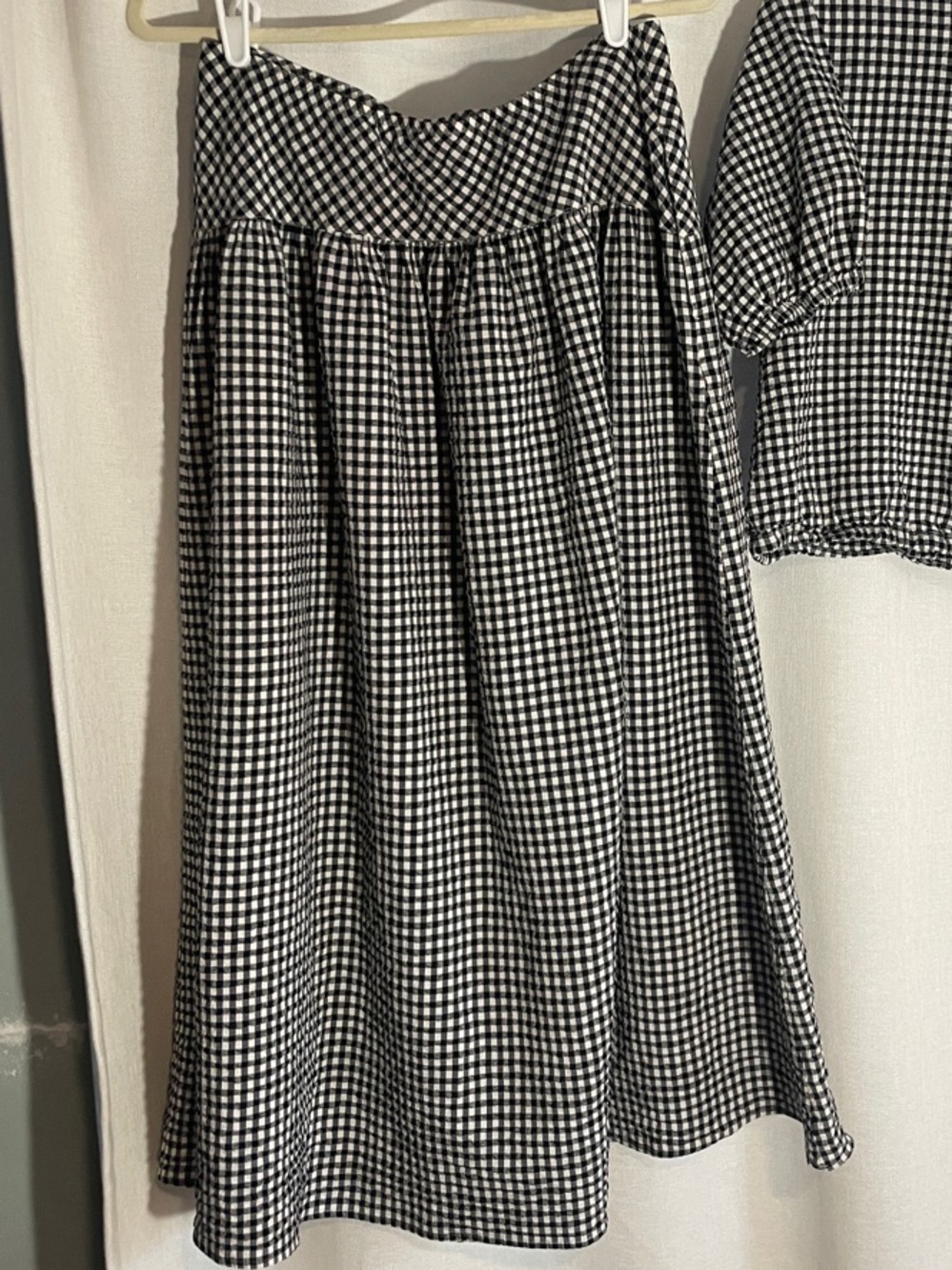 Uniqlo Black & White Gingham Flared Midi Skirt